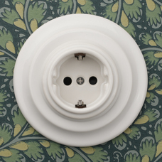FND SCHUKO PRISE AVEC OBTURATEURS PORCELAINE BLANCHE